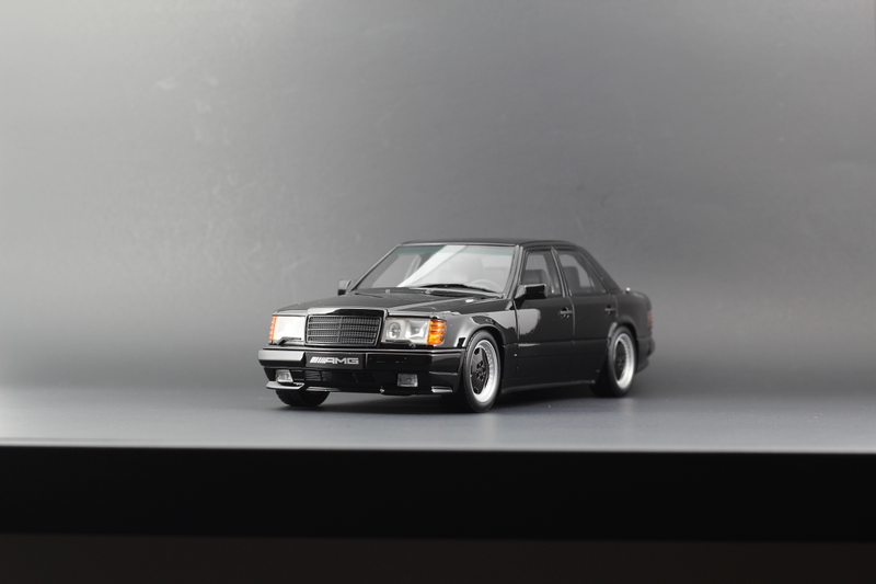 Illustration for article titled Radcast: AMG 300 E 5.6L Hammer